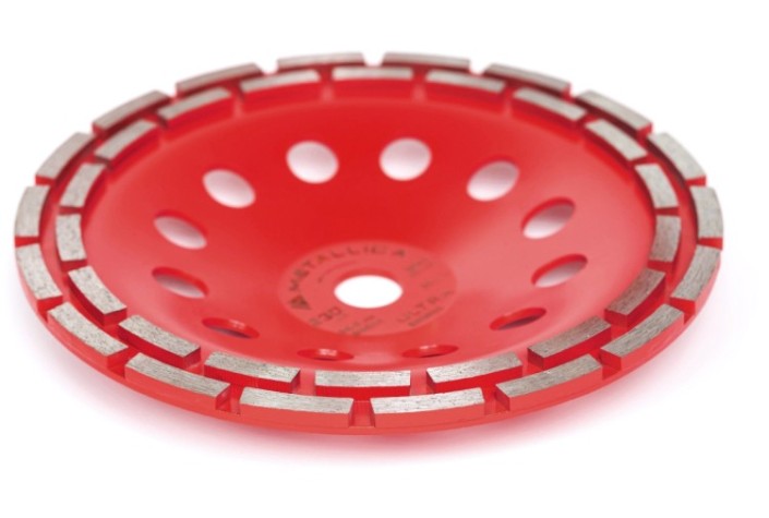 Алмазная чашка METALLICA Ultra 230x22,2 мм сегментная 2 ряда по бетону [900932]